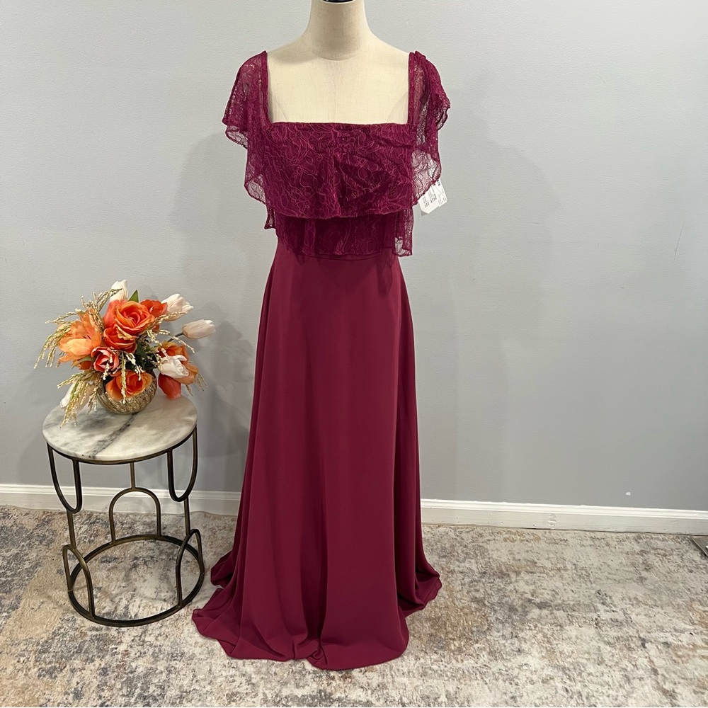 B2 Jasmine Boutique Scarlet Palm Purple Delicate Lace Formal Maxi Gown - Reemoly